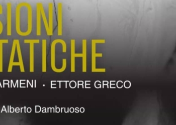 Visioni Estatiche: il dialogo tra fotografia e scultura alla Black Light Gallery