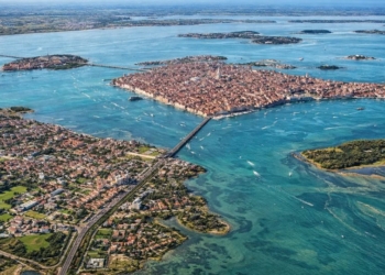 Venezia è tua risponde a Brugnaro sulla città metropolitana