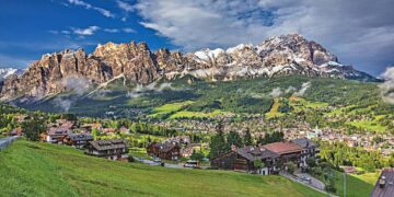 Cortina olimpica sospesa tra il presente e il futuro