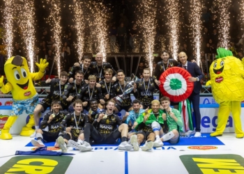 Scende in piazza il grande volley