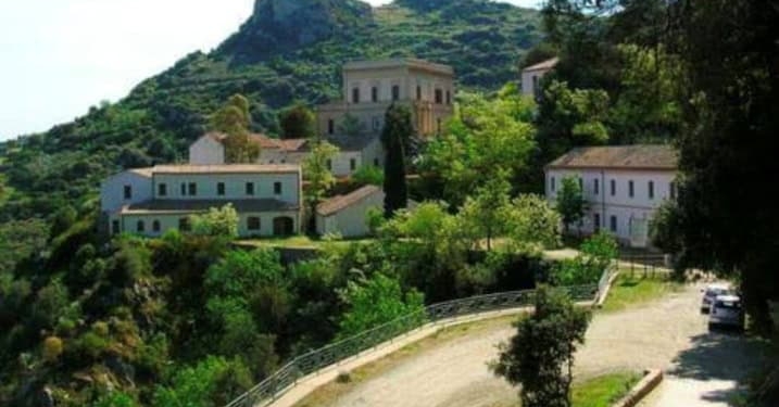 Villasalto e Tagliaferri: una vita attorno a un fuoco
