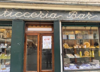 A Venezia la fotografia si mette “Le mani nei capelli”