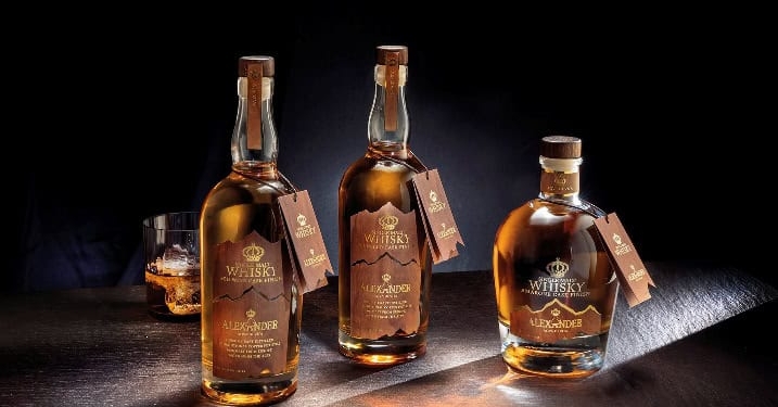 Bottega ha presentato a Milano il nuovo whisky “Alexander” 100% italiano