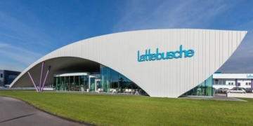 Lattebusche sale del 5,9%