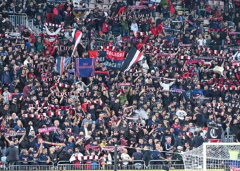 Il popolo del Cagliari. Il gemellaggio Pescara e Vicenza