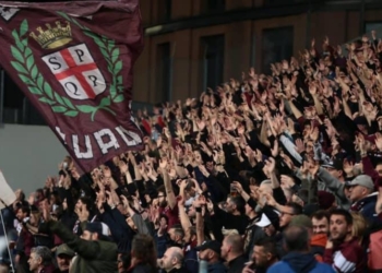 Andrebbe abolito l’insulto quando una squadra rischia