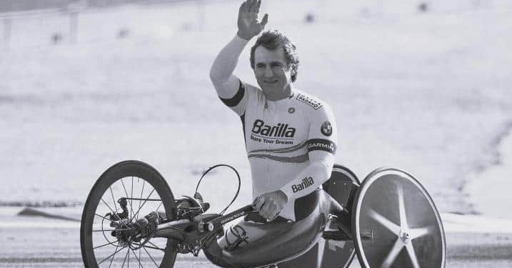 Addio ad Alex Zanardi, simbolo di chi non si arrende mai
