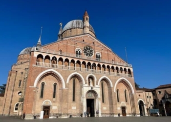 Giugno nel segno dei santi Francesco e Antonio                             