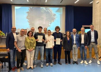 Consegnata la seconda borsa di studio “Giuliano De Seta”: nel ricordo di un giovane visionario, il sostegno al futuro di quattro studenti della provincia iscritti in Ingegneria