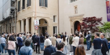 Metamorfosi. Padova, il distretto di via Dante si trasforma in una galleria urbana a cielo aperto: arte, musica, installazioni e performance per ridisegnare il cuore della città