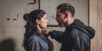 A tutto noir: da Rosa Elettrica (Sky) a Legends (Netflix)