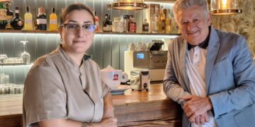 Paola, il suo ristorante Enobistrot Marianna di Este, e la Tiella: riso, patate e cozze