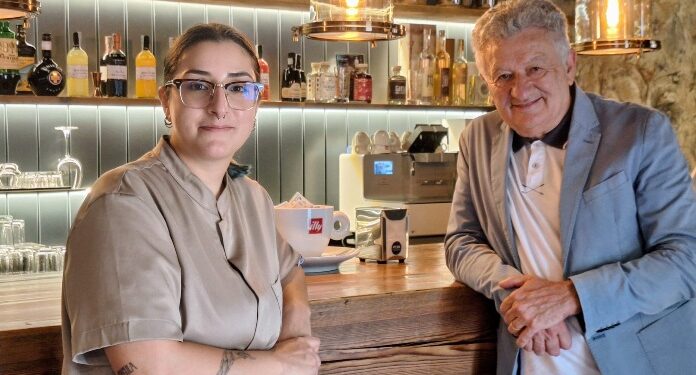 Paola, il suo ristorante Enobistrot Marianna di Este, e la Tiella: riso, patate e cozze