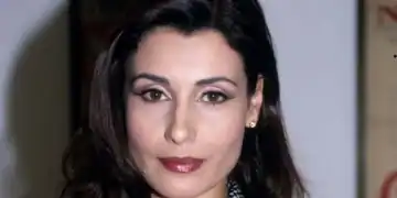 Sempre più organizzatori o protagonisti di eventi pubblici impediscono le riprese: in diretta, in differita e persino il diritto di cronaca di 3 minuti. A giornalisti e a testate, tantopiù iscritte al roc, registro operatori della comunicazione. Il caso della presentazione del libro di Claudia Koll