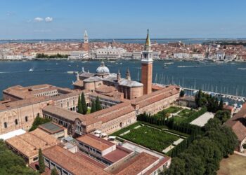 Il Labirinto di Borges rinasce a Venezia: un viaggio tra letteratura, simboli e meraviglia