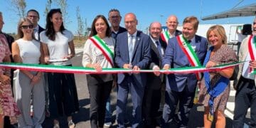 Inaugurate da Autostrade Alto Adriatico due nuove aree sosta mezzi pesanti Fratta Nord e Sud lungo la A4 Venezia – Trieste per un investimento  pari a 18 milioni 847mila 265 euro. Più sicurezza per gli autotrasportatori