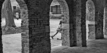 Il grande ritorno di Scianna al Ghetto: la Storia è una foto in bianco e nero