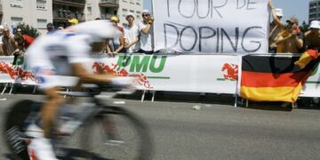 Ciclismo, le nuove frontiere del Doping e le ombre sul Tour de France
