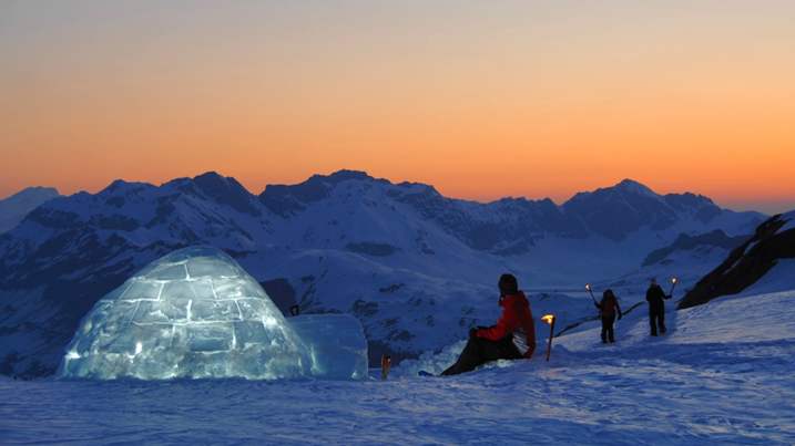 Engelberg e Titlis, la Svizzera vista dal cielo: dal ghiacciaio al ponte tibetano più alto d’Europa alla boutique Rolex più alta del mondo