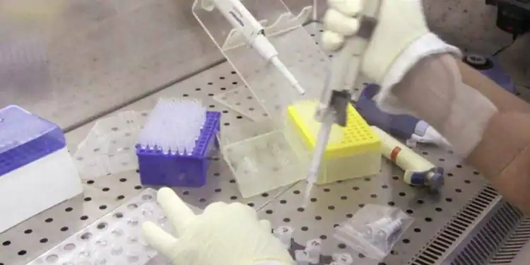 Tirelli: “Vaccinate i vostri figli, li salvate, non date ascolto alle bufale no-vax”