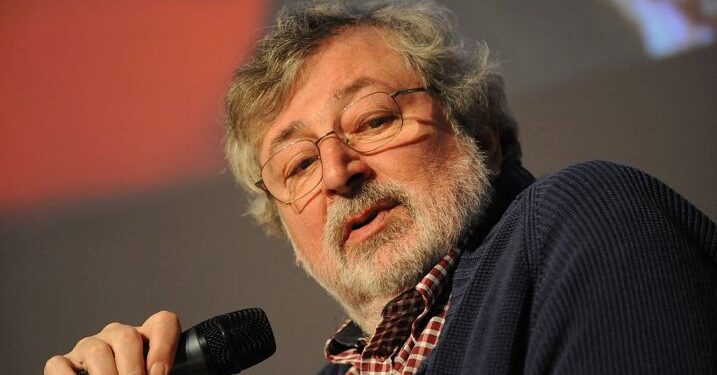 Guccini, morire da “pecora nera” per non rinunciare mai all’indipendenza