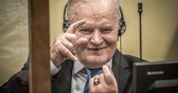 C’ero nel 1995 a Srebrenica davanti a Mladic il “boia”
