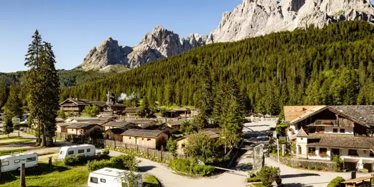 Leading Forest: quando il campeggio diventa un’esperienza nel bosco