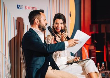 Venezia 83° – Claudia Conte dà il via alla Mostra del cinema di Conegliano – Colline del prosecco