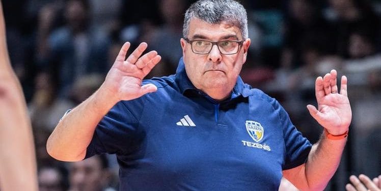 Basket, il viaggio a Verona per il ritorno in serie A della Scaligera. La fedeltà dell’allenatore Alessandro Ramagli