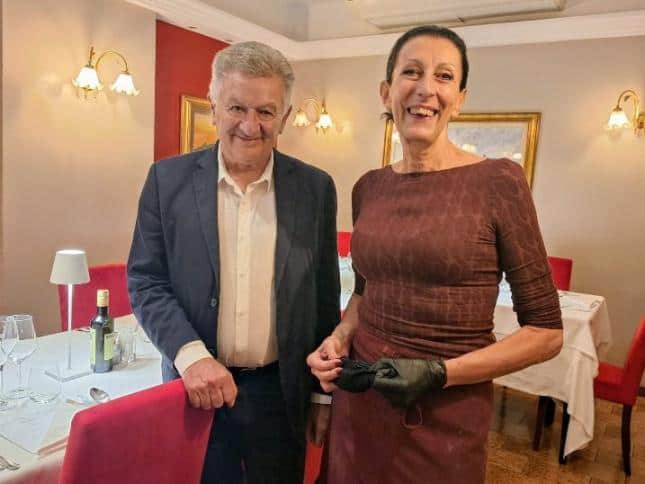 Stefania Molteni di  Adria e i suoi calamari cacciaroli con crema di cavolo viola