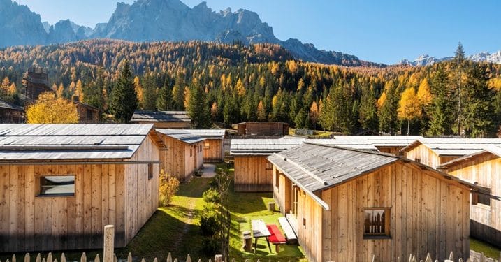 Caravan Park Sexten: il fascino di un lodge ai piedi delle Dolomiti