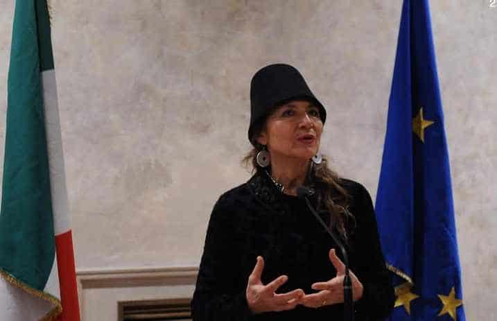 Mestre, Città del Sole: Paola Volpato e i suoi quadri per denunciare la violenza