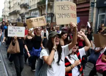 La psicologia della piazza e i perchè della violenza